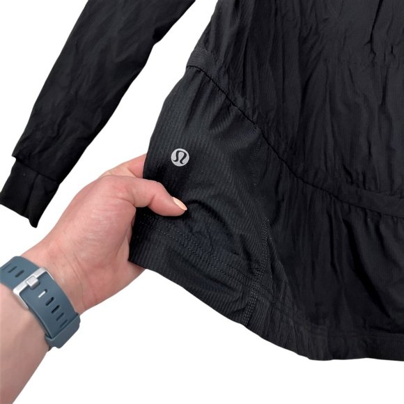 lululemon athletica Black Hooded Jacket - Picture 10 of 13